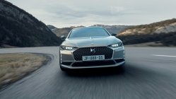 DS 9 E-Tense: Sila a komfort plug-in hybridu