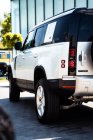Nový Land Rover Defender čaká na svojich zákazníkov