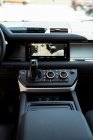 Nový Land Rover Defender čaká na svojich zákazníkov
