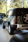Nový Land Rover Defender čaká na svojich zákazníkov