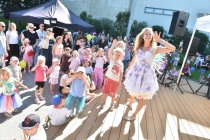 Rozlúčka s letom, na palube jednorožca