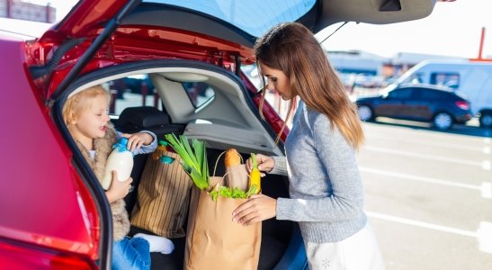 5 tipov, na čo si dať pozor pri kúpe auta vhodného pre mamičku s deťmi