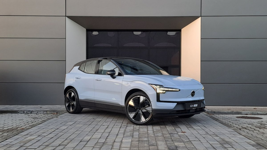 Hľadáte elektrické SUV? Vyberáme tie najlepšie z našej ponuky Hľadáte elektrické SUV? Vyberáme tie najlepšie z našej ponuky