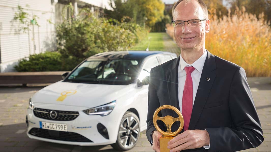 Opel Corsa-e je víťazom prestížnej ankety Zlatý volant 2020
