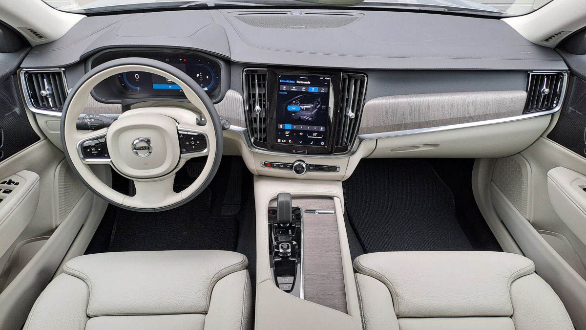 Volvo V90 interier