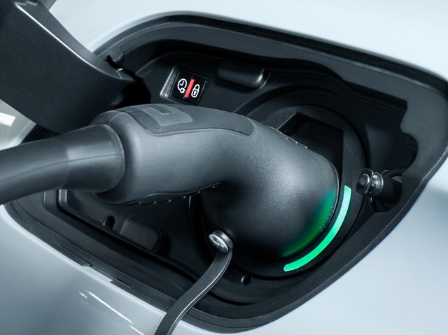 PLUG-IN HYBRID TECHNOLÓGIA