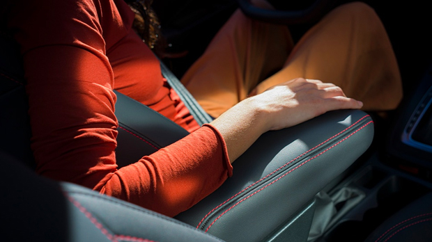 Posuvn&aacute; lakťov&aacute; opierka