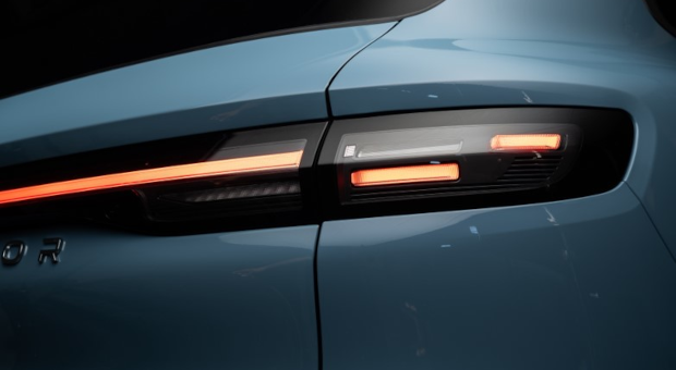 Zadné Full LED svetlomety