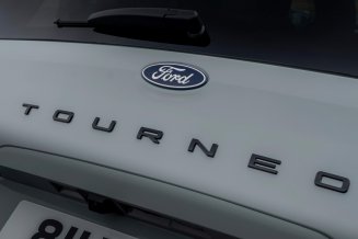 Ford E-Tourneo Courier