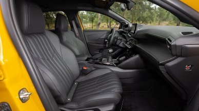 PEUGEOT 208 new