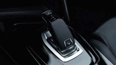 PEUGEOT 208 new