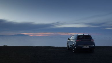 PEUGEOT 5008 new