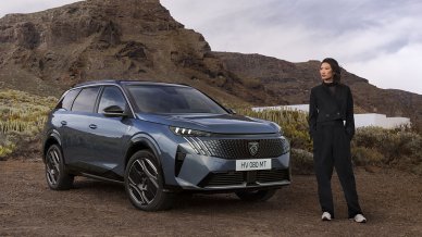 PEUGEOT 5008 new