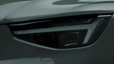 Volvo EX40 electric