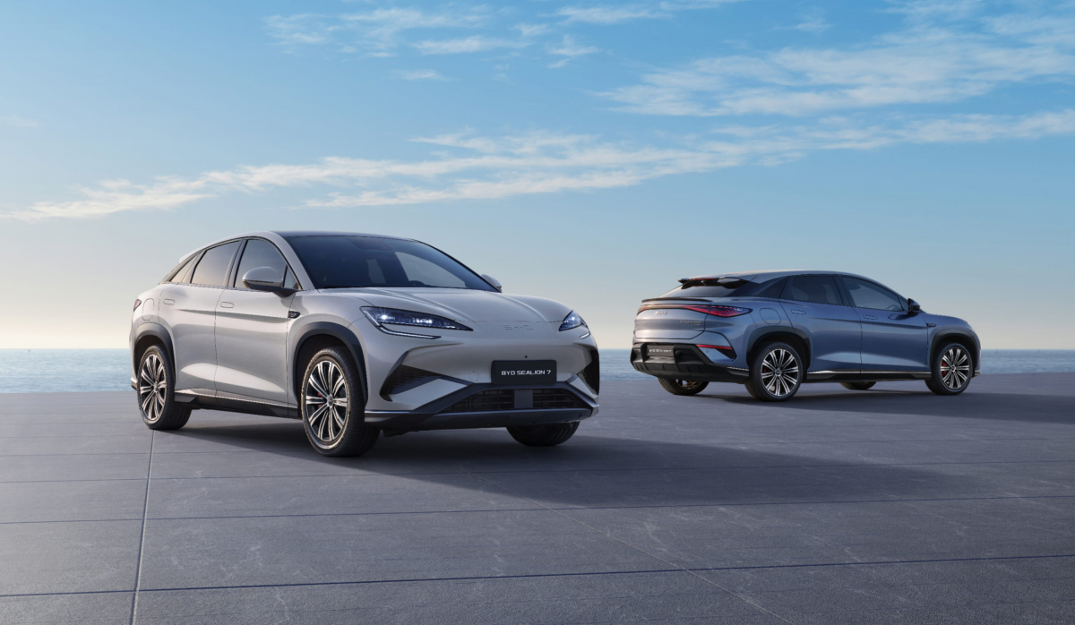 BYD SEALION 7