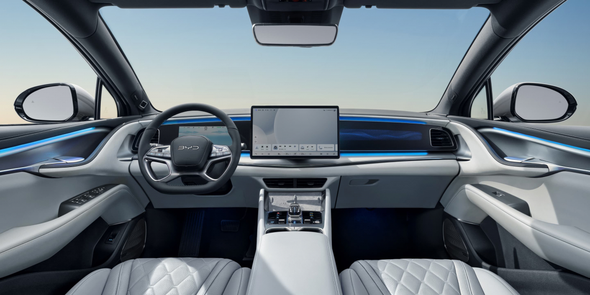 BYD SEALION 7