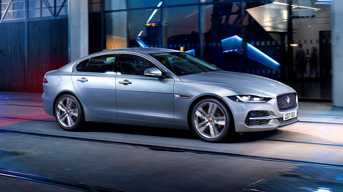 Jaguar XE