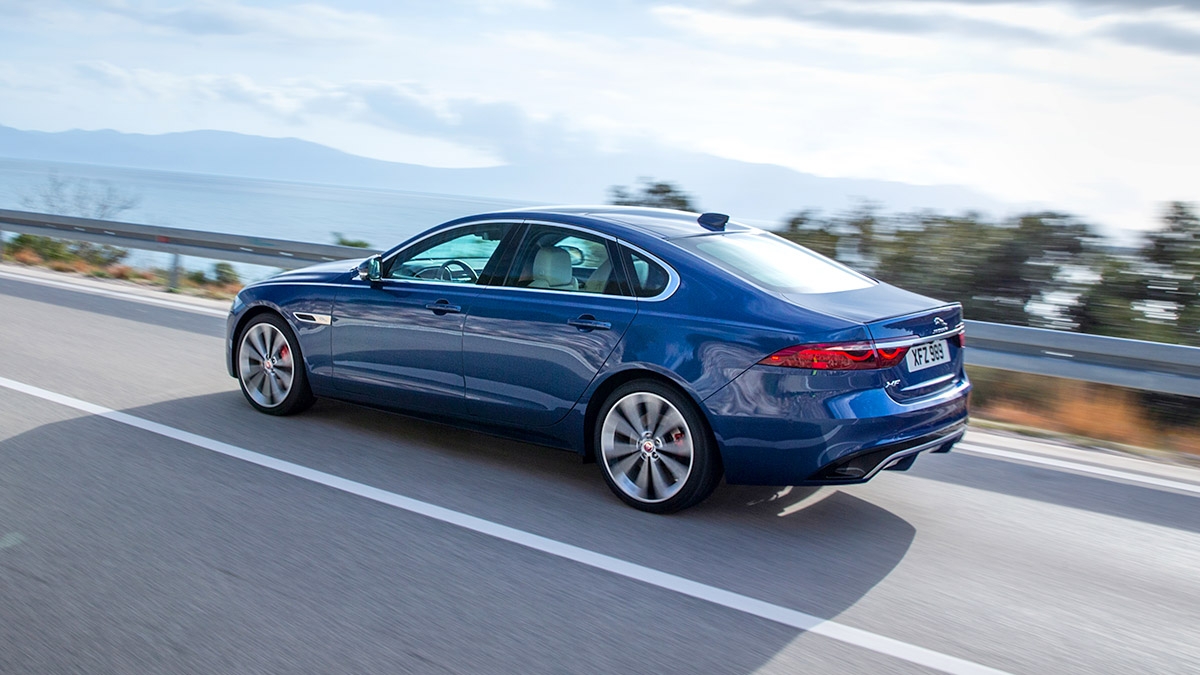 Jaguar XF