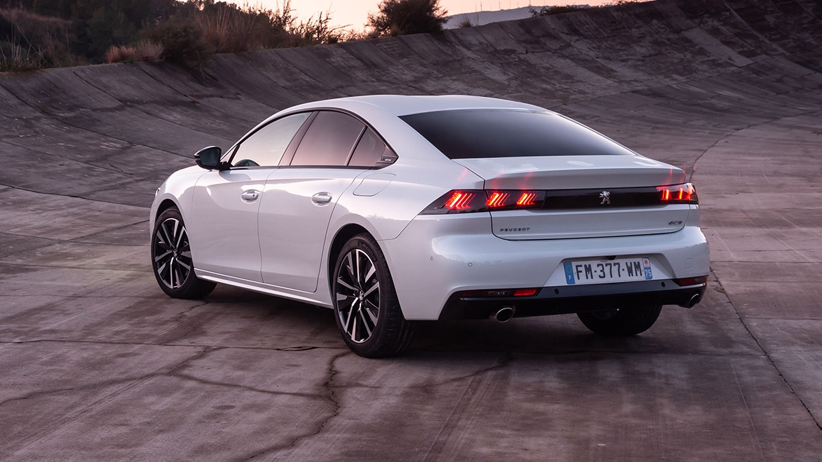 PEUGEOT 508