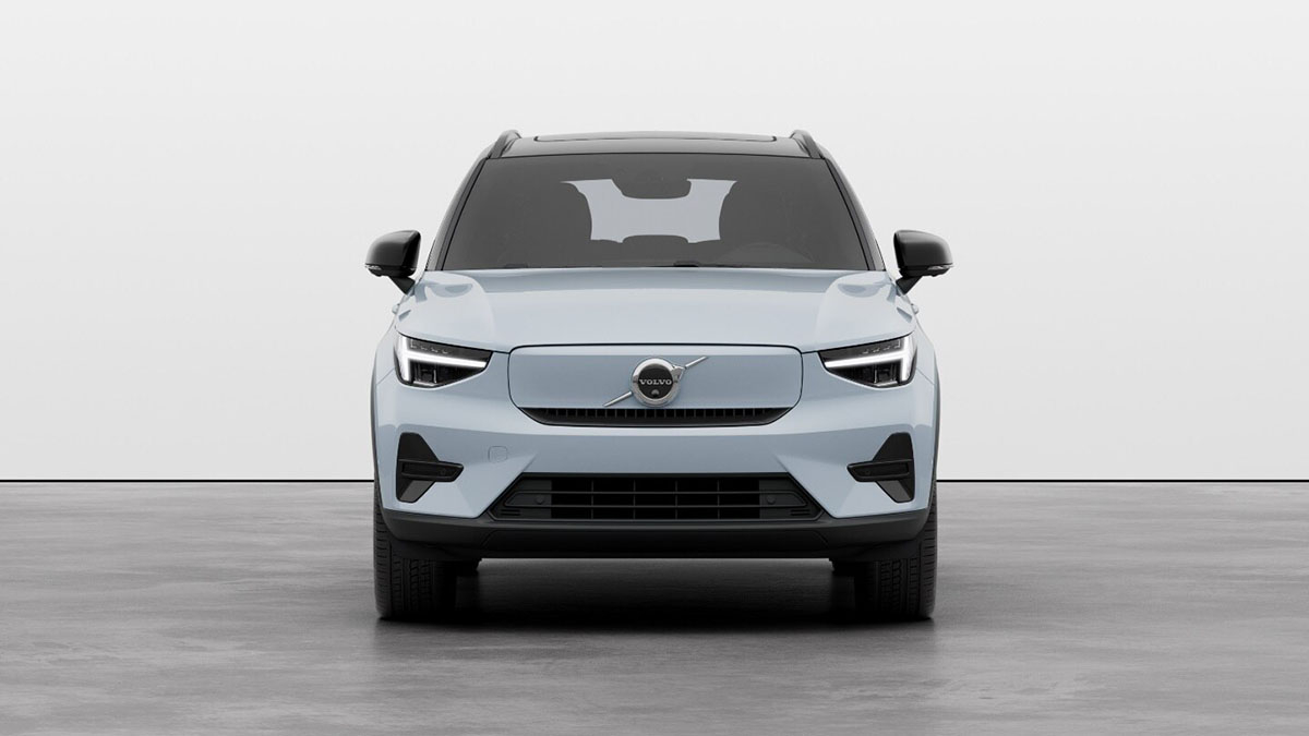 Volvo EX40 electric
