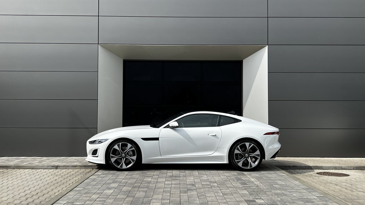 Jaguar F-TYPE 2.0 I4 R-Dynamic