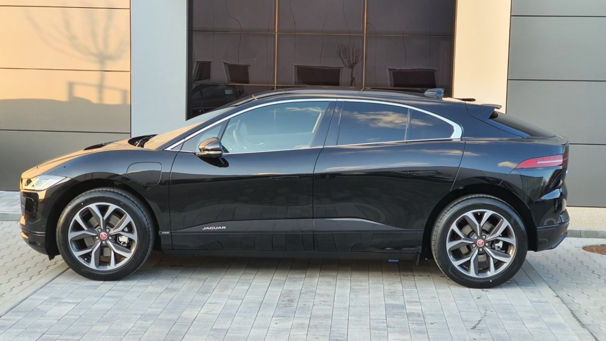 Jaguar ev 400