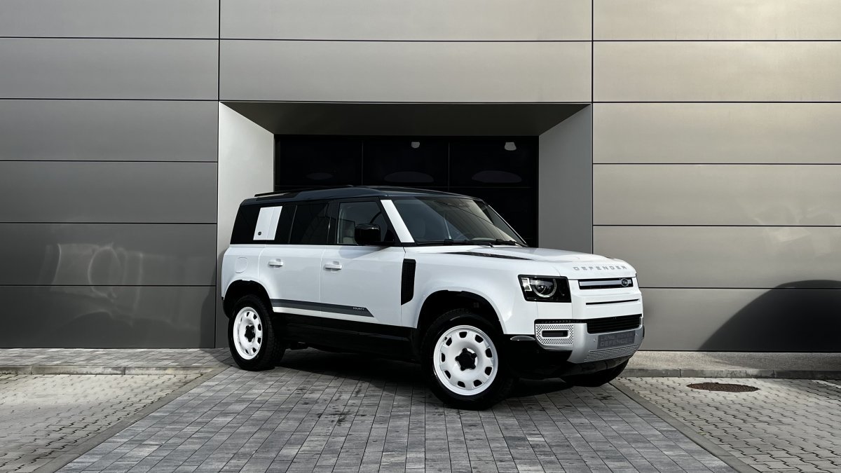 Land Rover Defender 3.0D I6 D250 SE COUNTY EDITION