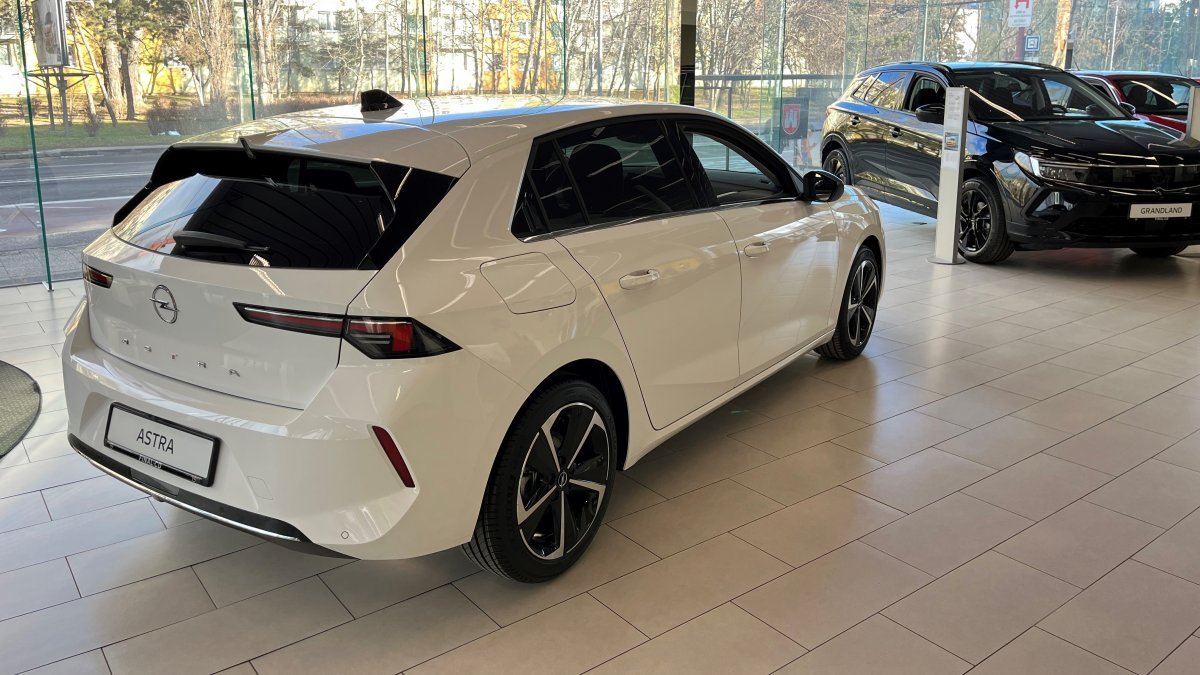 Opel Astra NEW 1,2 Turbo Elegance 1.2 Turbo 96kW AT8