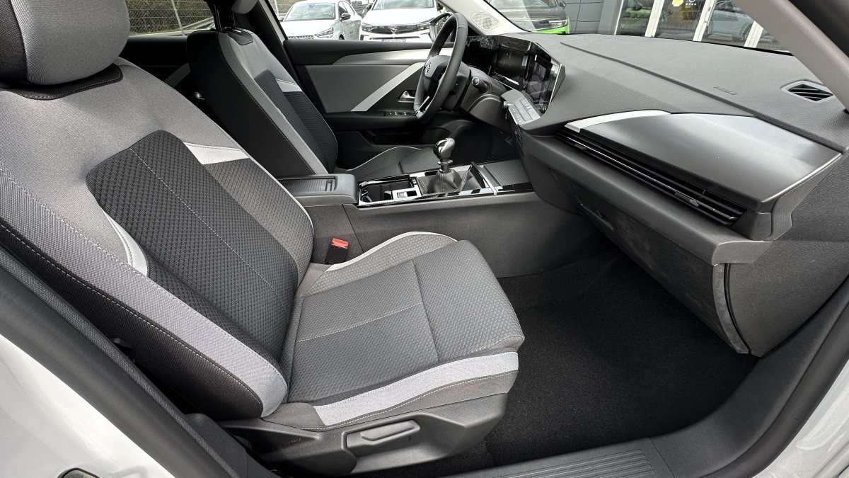 Opel Astra NEW 1.5 CDTi Edition AT8 96kW / 130k