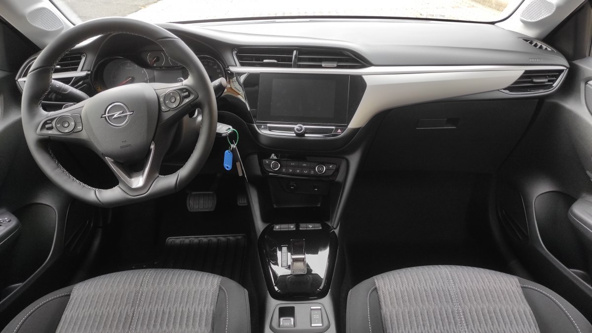 Opel Corsa NEW 1,2 Edition AT8