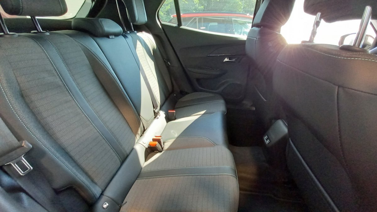 Peugeot 2008 NEW 1.2 PureTech Allure 130k BVM6