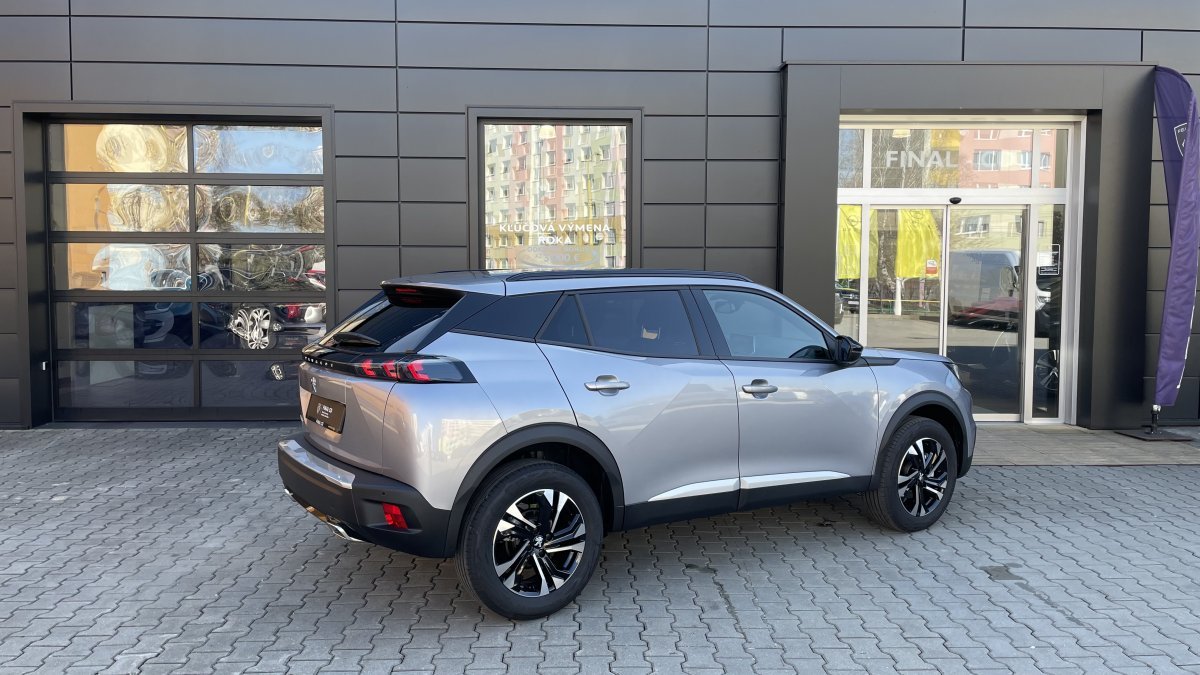 Peugeot 2008 NEW 1.2 PureTech ALLURE Pack 130k BVM6