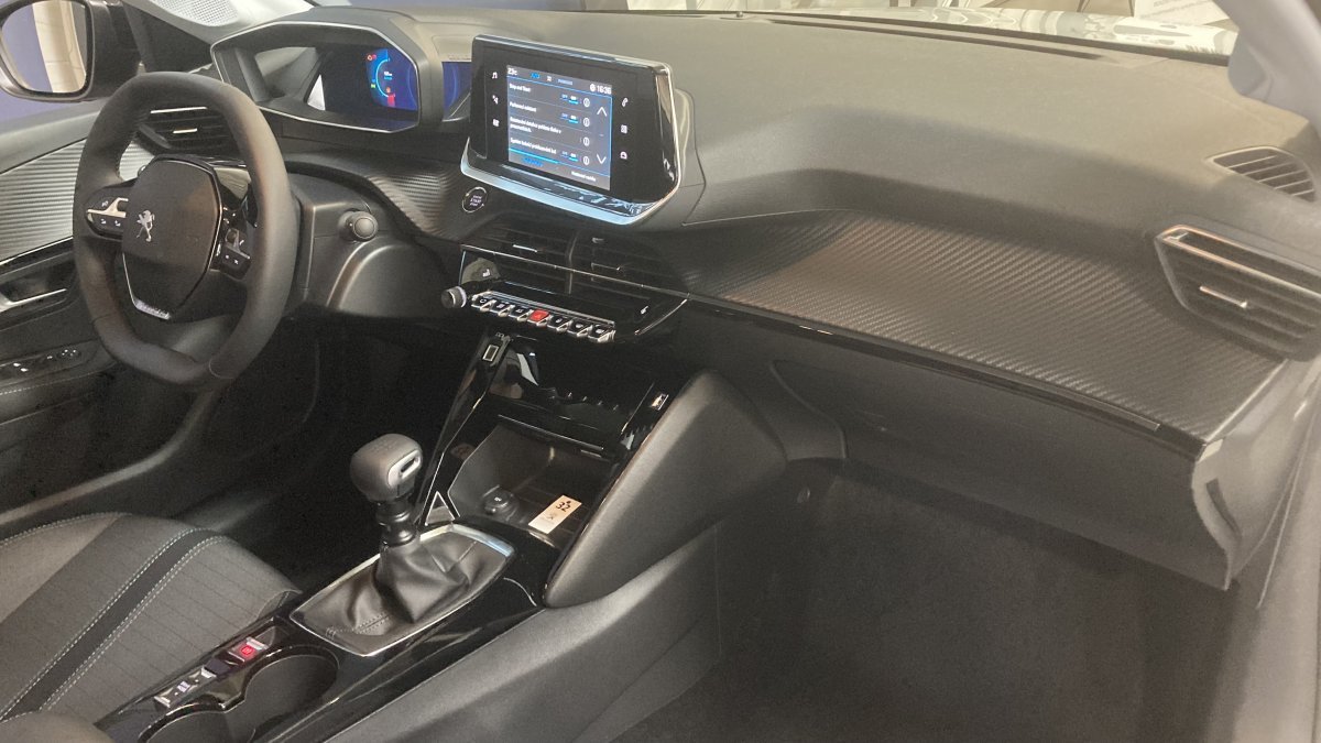 Peugeot 208 NEW 1.2 PureTech  ALLURE PACK 1.2 PureTech 100k BVM6