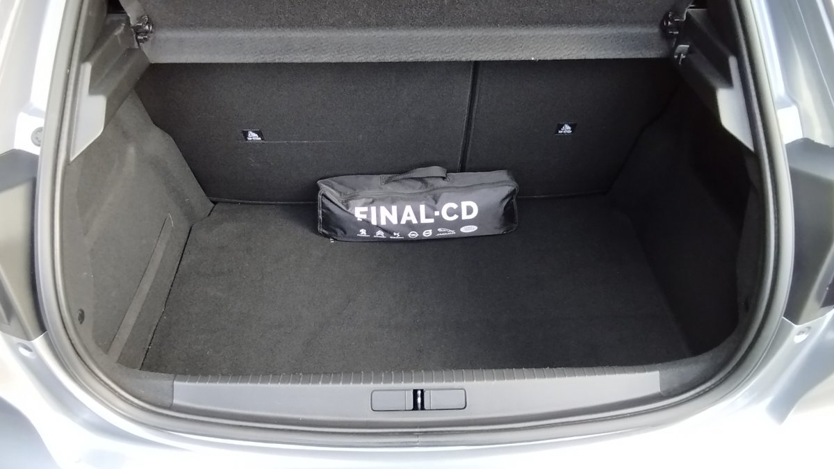 Peugeot 208 NEW 1.2 PureTech Active Pack 75k