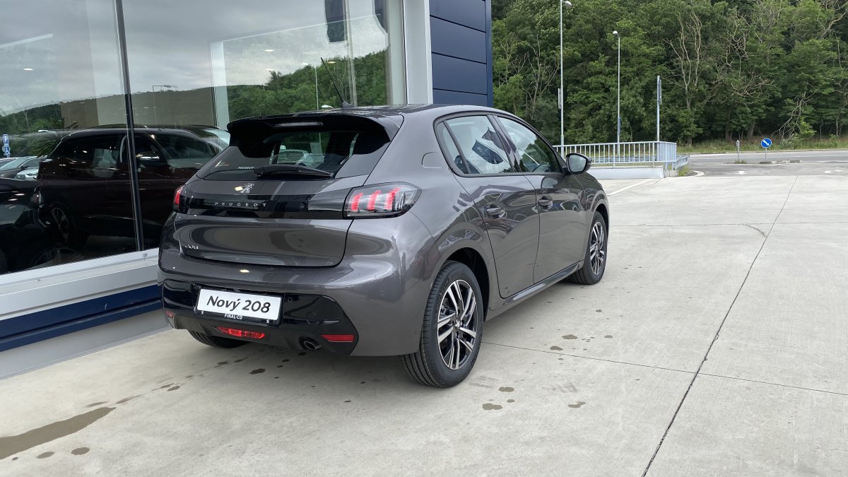 Peugeot 208 NEW 1.2 PureTech Allure Pack 100k BVM6