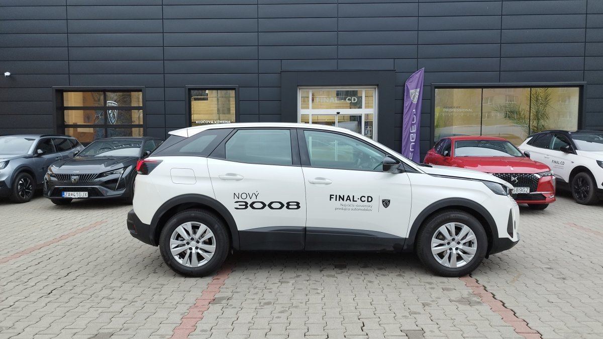 Peugeot 3008 NEW 1,5 BlueHDi 3008 NEW ACTIVE PACK 1.5 BlueHDi 130k EAT8  SKLADOM