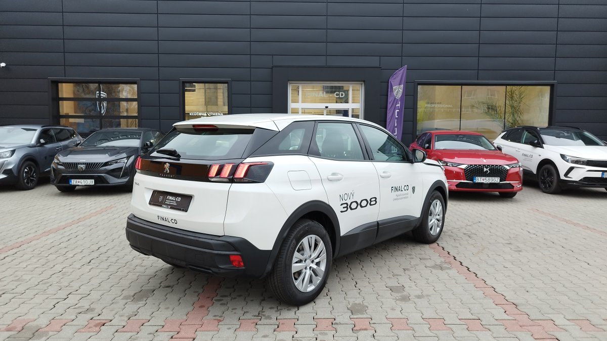 Peugeot 3008 NEW 1,5 BlueHDi 3008 NEW ACTIVE PACK 1.5 BlueHDi 130k EAT8  SKLADOM