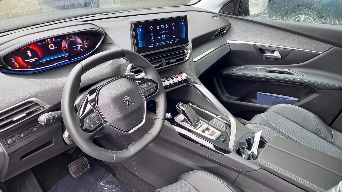 Peugeot 3008 NEW 1,5 BlueHDi Allure Pack 130k EAT8