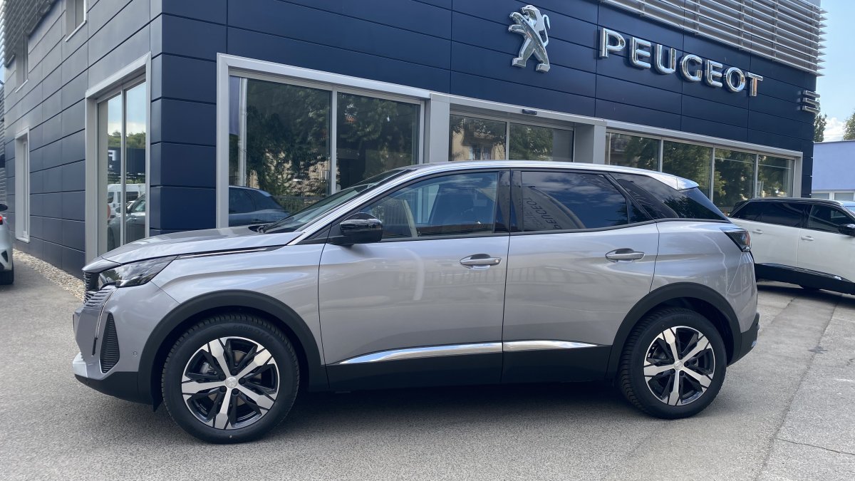 Peugeot 3008 NEW 1,5 BlueHDi Allure Pack AUTOMAT skladom