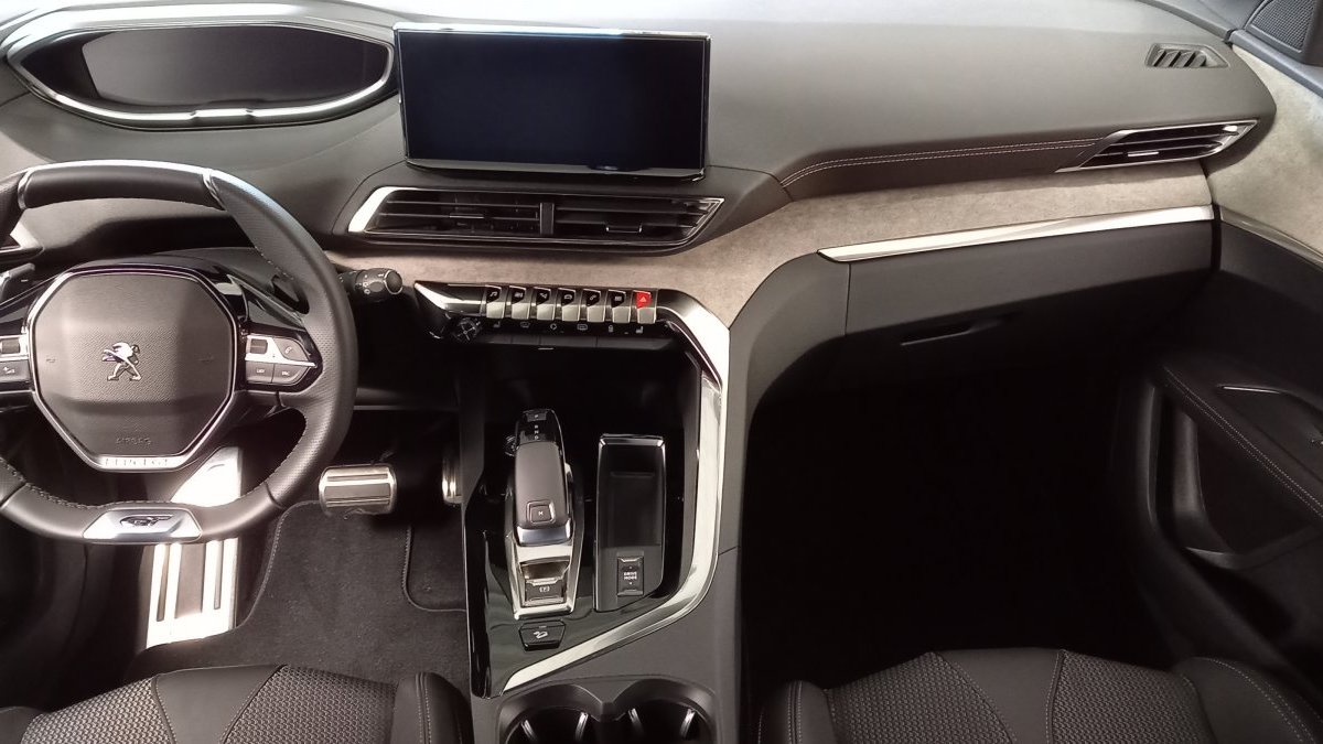 Peugeot 3008 NEW 1,5 BlueHDi GT 130k EAT8