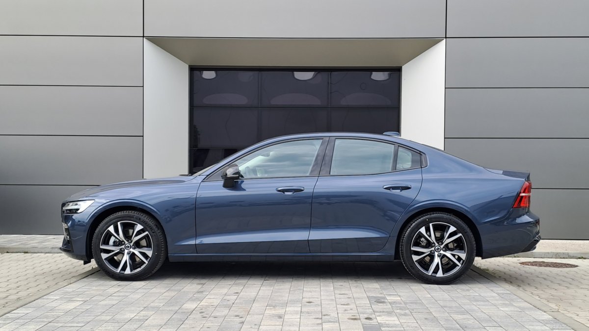 Volvo S60 B4 (P) Plus Dark AT7 FWD Volvo FINALCD