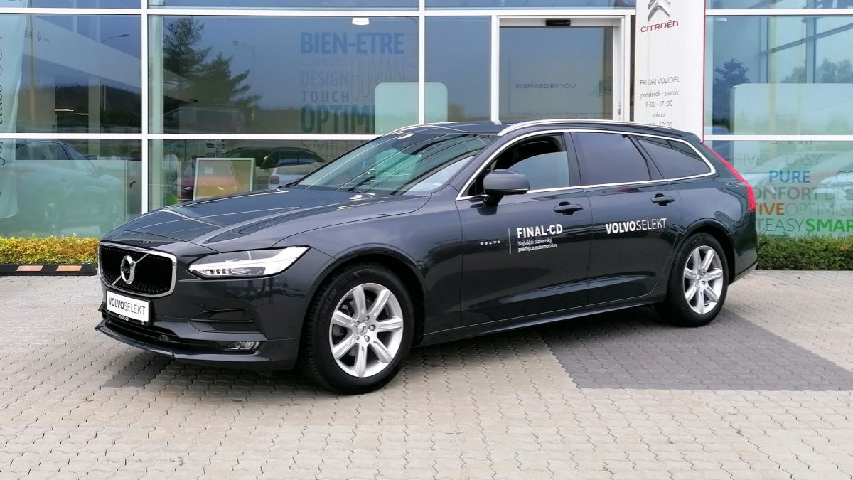 Volvo V90 D4 MOMENTUM AT8 FWD