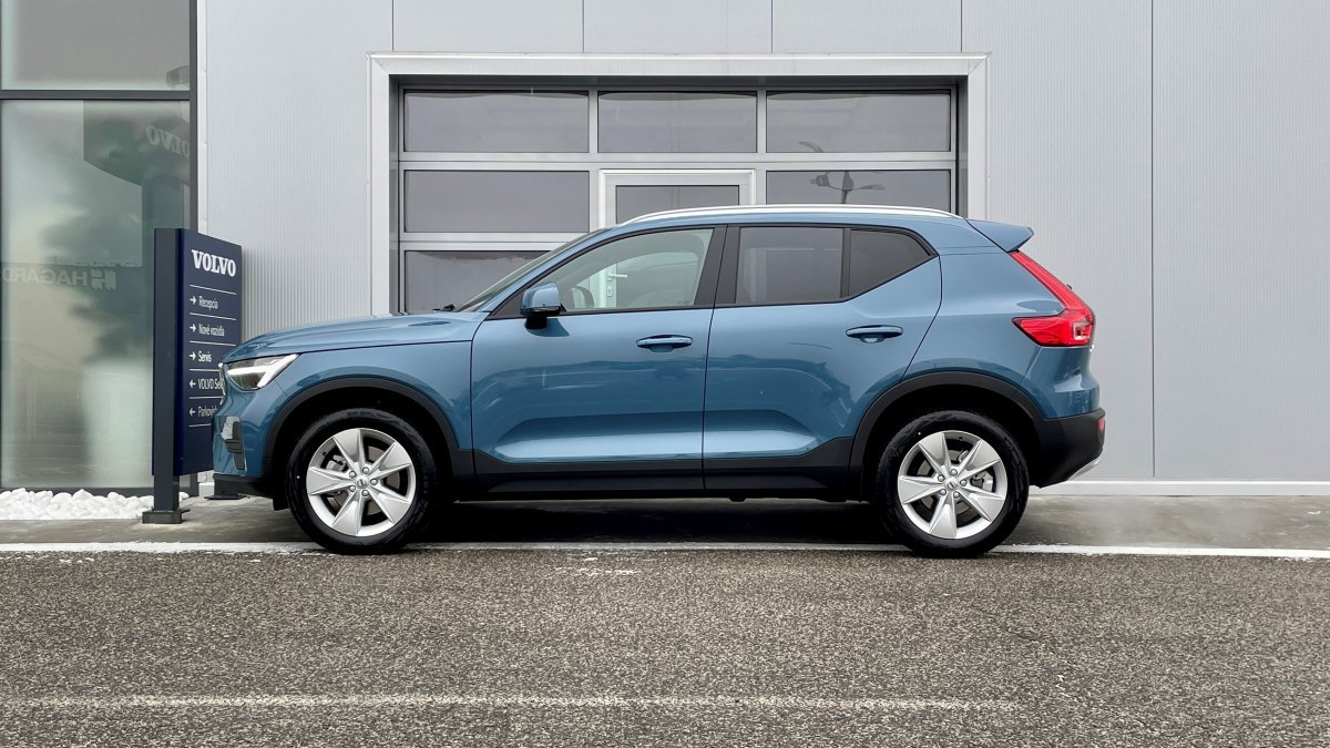 Volvo XC40 B4 Core AT7 AWD DCT