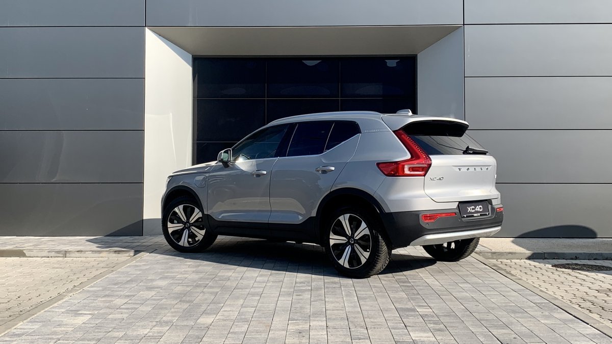 Volvo XC40 T4 Recharge Core AT7 FWD