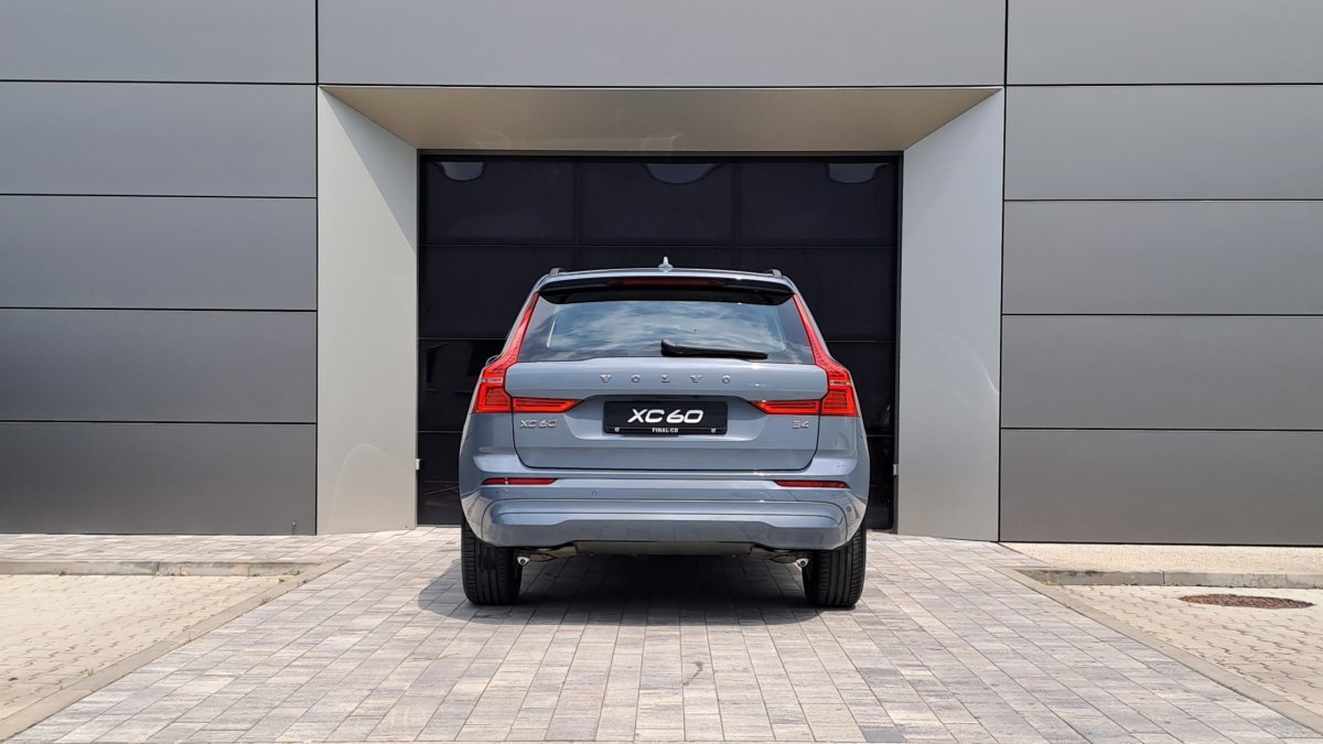 Volvo XC60 B4 (P) Core AT8 FWD