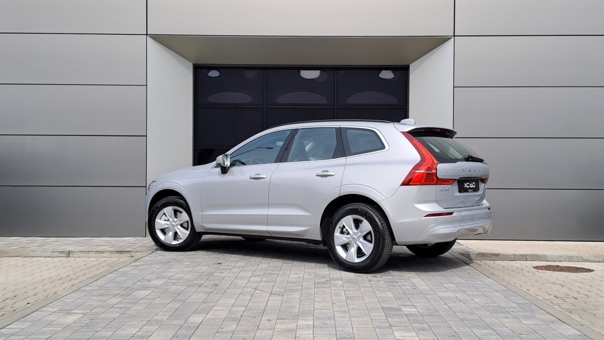 Volvo XC60 B4 (P) Core AT8 FWD