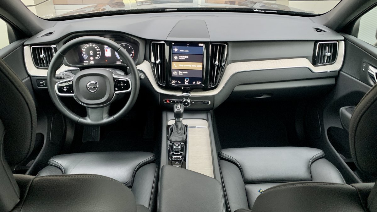 Panoramatická fotografia - Volvo XC60 D5 Inscription AT8 AWD