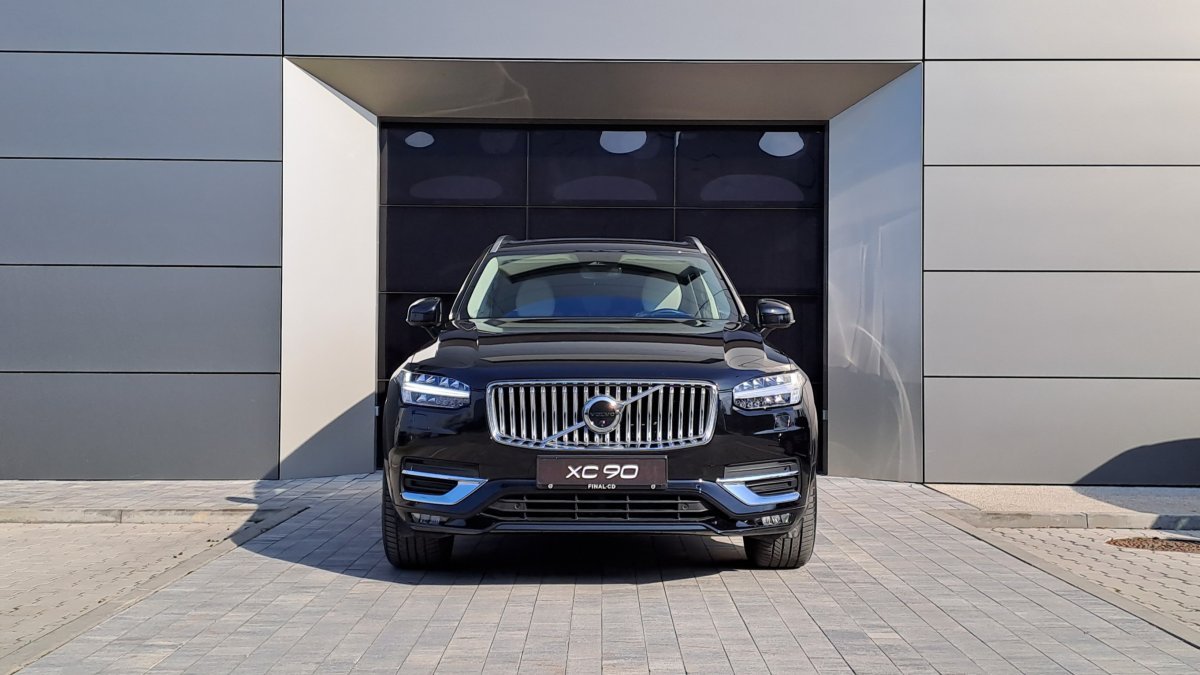Volvo XC90 B5 (D) ULTIMATE BRIGHT AT8 AWD 7 miest