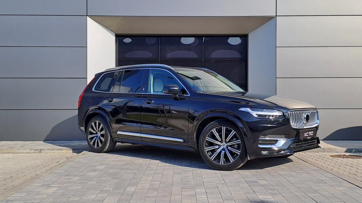 Volvo XC90 B5 (D) ULTIMATE BRIGHT AT8 AWD 7 miest