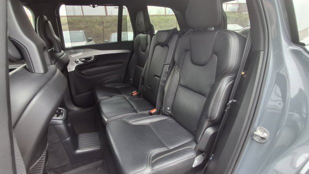 Volvo XC90 2,0 T8 e-AWD RECHARGE R Design Plug -in Hybrid   
